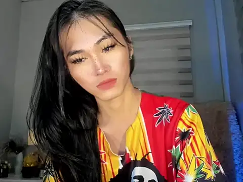 Snapshot of lovelychanel69xx chatting on 09/18/25, 10:56 lovelychanel69xx online show from 09/18/25, 10:56