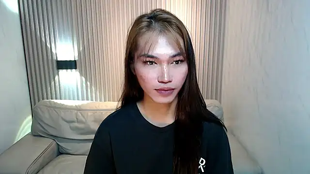 lovelychanel69xx online show from 11/06/25, 11:15