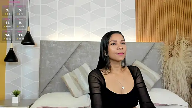 Jade Whisper online show from 12/14/25, 01:33