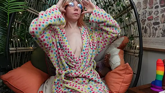 bendingofwillow online show from 12/14/25, 01:16