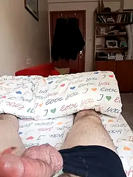 Snapshot of greenreal17 chatting on 02/14/26, 01:30 greenreal17 online show from 02/14/26, 01:30