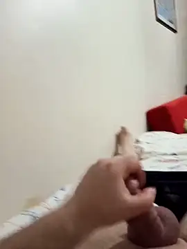 Snapshot of greenreal17 chatting on 02/15/26, 07:10 greenreal17 online show from 02/15/26, 07:10