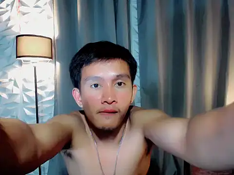 Snapshot of prince_elaijah chatting on 05/04/26, 01:51 prince elaijah online show from 05/04/26, 01:51