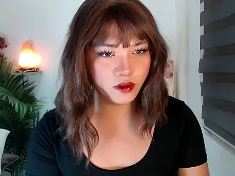 Snapshot of scarlett_brownx69 chatting on 05/26/26, 04:19 scarlett brownx69 online show from 05/26/26, 04:19
