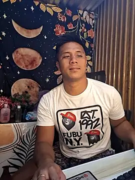 Snapshot of mr_dave chatting on 01/11/26, 03:28 mr dave online show from 01/11/26, 03:28