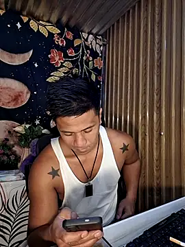 Snapshot of mr_dave chatting on 01/19/26, 12:03 mr dave online show from 01/19/26, 12:03