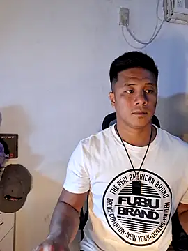 Snapshot of mr_dave chatting on 02/01/26, 03:43 mr dave online show from 02/01/26, 03:43