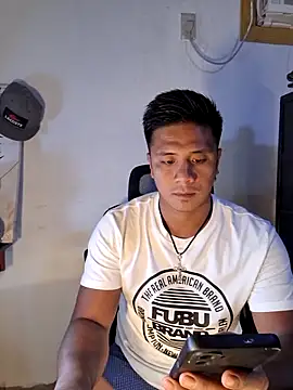 Snapshot of mr_dave chatting on 02/20/26, 12:05 mr dave online show from 02/20/26, 12:05