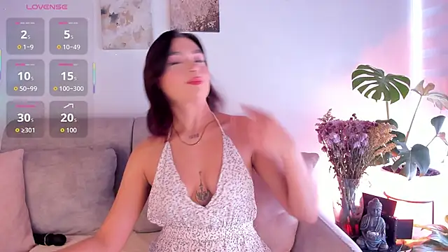 Estrer collins online show from 09/22/25, 07:05