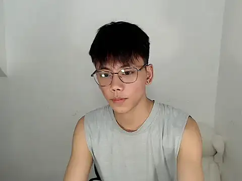 ynotyu online show from 06/15/26, 09:00