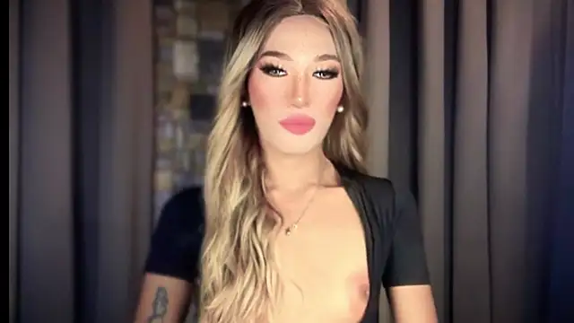 Lust-sluttymira online show from 11/24/25, 04:40