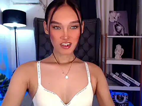 sensualmelody143 online show from 09/17/25, 11:01