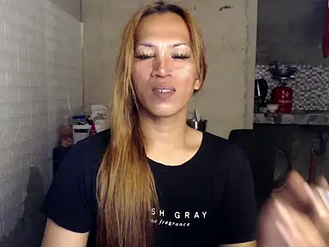 Snapshot of isabellabigcock06 chatting on 02/15/26, 11:08 isabellabigcock06 online show from 02/15/26, 11:08