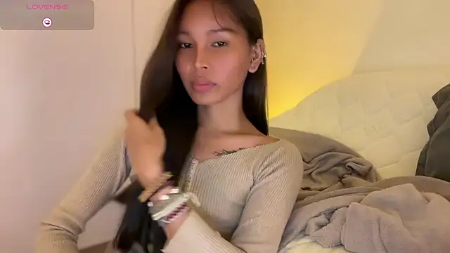 Snapshot of _sexyanne69_ chatting on 04/04/26, 04:26 sexyanne69 online show from 04/04/26, 04:26