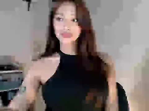 Snapshot of itsmekarinaaa chatting on 10/04/25, 02:48 itsmekarinaaa online show from 10/04/25, 02:48