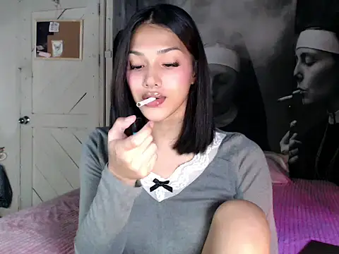 Snapshot of itsmekarinaaa chatting on 03/22/26, 03:15 itsmekarinaaa online show from 03/22/26, 03:15