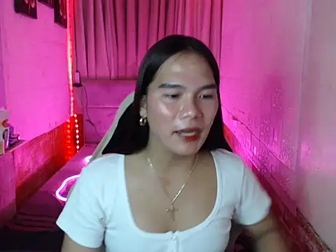 Snapshot of Sweet_sammie04 chatting on 09/22/25, 02:41 Sweet sammie04 online show from 09/22/25, 02:41