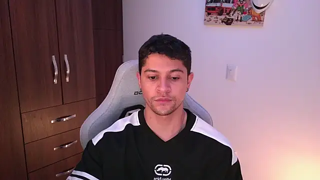 domsantiago  online show from 11/13/25, 11:58