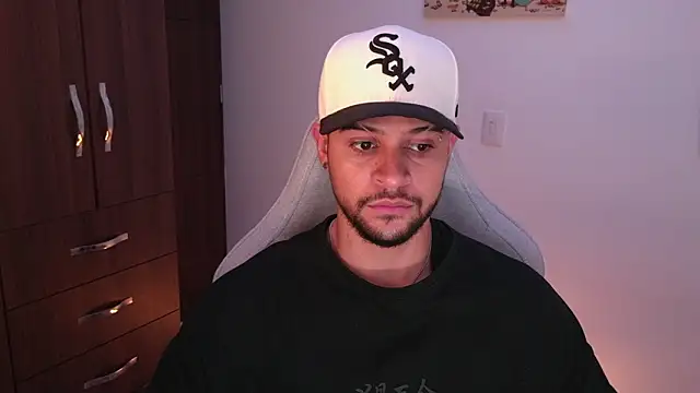 domsantiago  online show from 03/04/26, 02:39