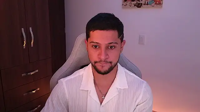 domsantiago  online show from 03/06/26, 02:30