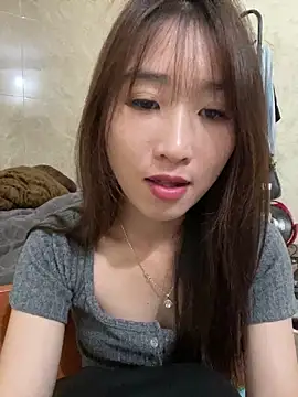 Snapshot of oneyou_400 chatting on 04/30/26, 03:40 oneyou 400 online show from 04/30/26, 03:40