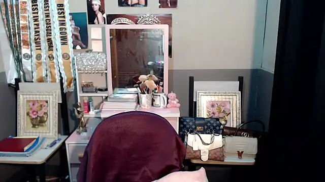 miya khali online show from 11/02/25, 05:26