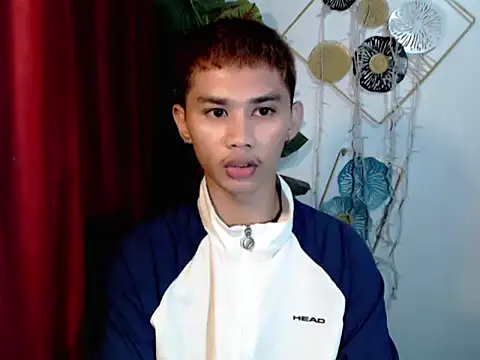 Snapshot of asianhardcock25 chatting on 12/22/25, 05:43 asianhardcock25 online show from 12/22/25, 05:43