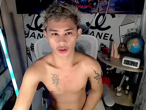 asianhardcock25 online show from 04/15/26, 04:14