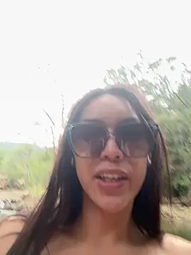 Snapshot of Paulalu95 chatting on 03/12/26, 08:20 Paulalu95 online show from 03/12/26, 08:20