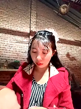 emaame68 online show from 11/18/25, 01:33