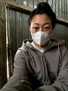 Snapshot of isaaa5 chatting on 11/19/25, 06:46 isaaa5 online show from 11/19/25, 06:46