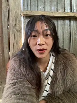 Snapshot of isaaa5 chatting on 11/26/25, 03:29 isaaa5 online show from 11/26/25, 03:29