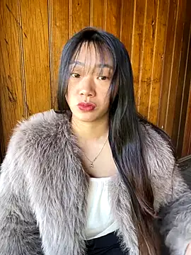 Snapshot of isaaa5 chatting on 11/29/25, 05:43 isaaa5 online show from 11/29/25, 05:43