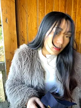 Snapshot of isaaa5 chatting on 11/30/25, 02:59 isaaa5 online show from 11/30/25, 02:59