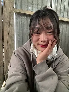 Snapshot of isaaa5 chatting on 02/19/26, 07:04 isaaa5 online show from 02/19/26, 07:04