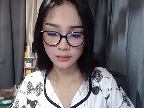 Snapshot of miss_h0tmissy chatting on 03/12/26, 10:21 miss h0tmissy online show from 03/12/26, 10:21