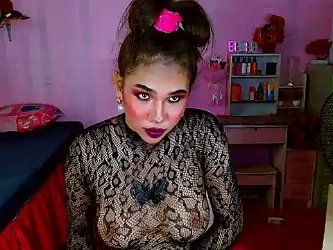 Snapshot of Nastykinkycutedoll chatting on 06/25/26, 05:12 Nastykinkycutedoll online show from 06/25/26, 05:12