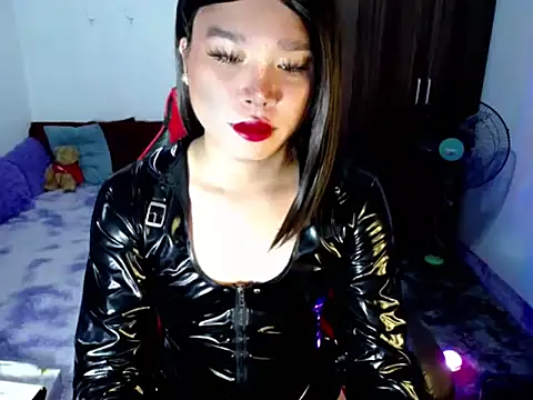 Urassiansweetcummer online show from 05/07/26, 01:44