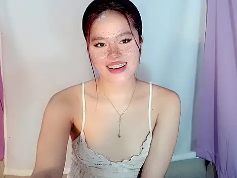 Snapshot of Kathyfied chatting on 11/17/25, 10:54 Kathyfied online show from 11/17/25, 10:54