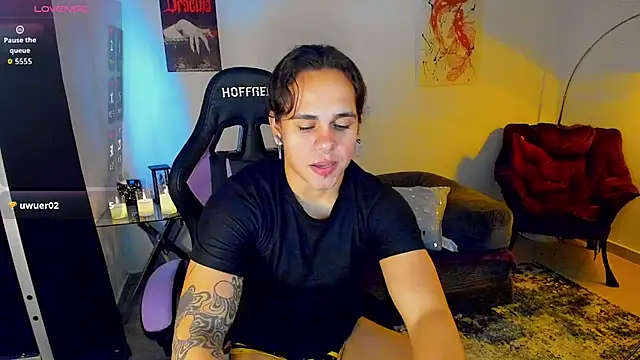 Maximiliano scoott   online show from 12/19/25, 07:54