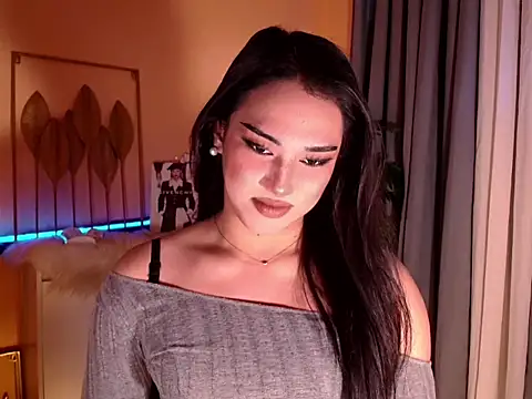 Snapshot of magnificent_kitana chatting on 02/06/26, 10:13 magnificent kitana online show from 02/06/26, 10:13