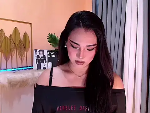 Snapshot of magnificent_kitana chatting on 02/09/26, 10:47 magnificent kitana online show from 02/09/26, 10:47