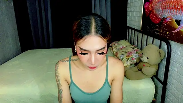 TRANSGODDESSA online show from 10/02/25, 08:05