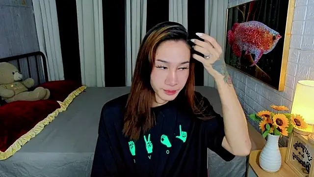 TRANSGODDESSA online show from 10/27/25, 10:47