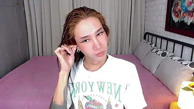 TRANSGODDESSA online show from 11/16/25, 08:09