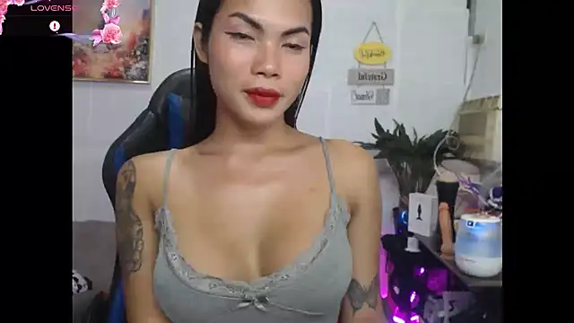 lucyheart777 online show from 05/14/26, 02:18