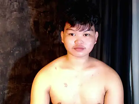 Reynelcock online show from 10/01/25, 02:56