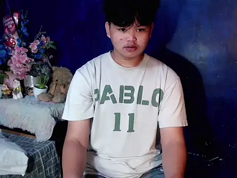 Reynelcock online show from 02/10/26, 05:39