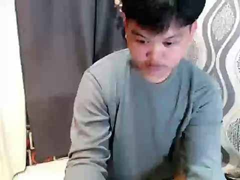 Reynelcock online show from 04/26/26, 06:00