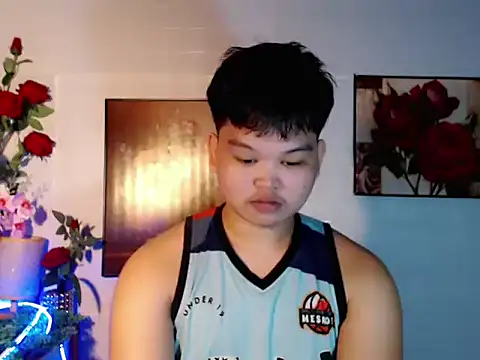 Reynelcock online show from 06/22/26, 05:59
